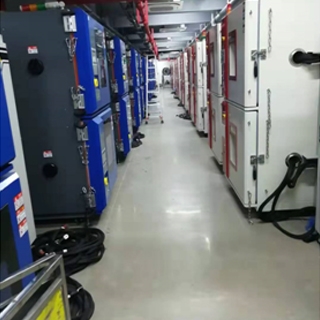 Double layer high and low temperature test of new energy